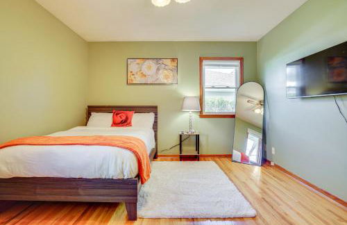 Spacious Cottage Grove Haven Near Downtown St Paul - Photo 11