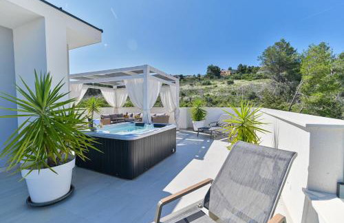 Luxury Villa Sun Stone heated pool & whirlpool - Foto 27