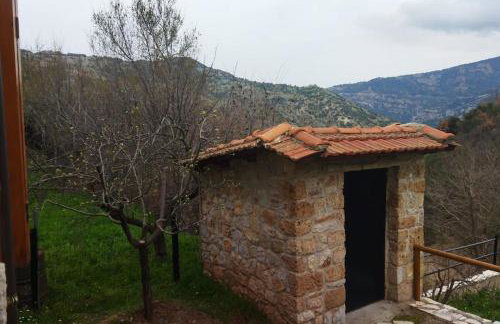 Stone Mountainhouse near Kalavryta, North Peloponnese, Greece - Foto 70