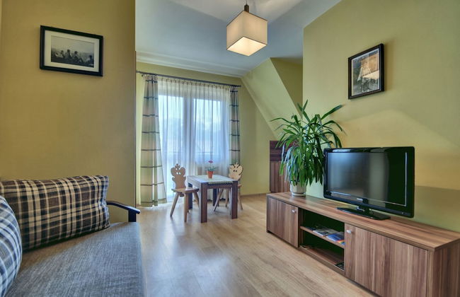 Willa Serafin - Photo 45