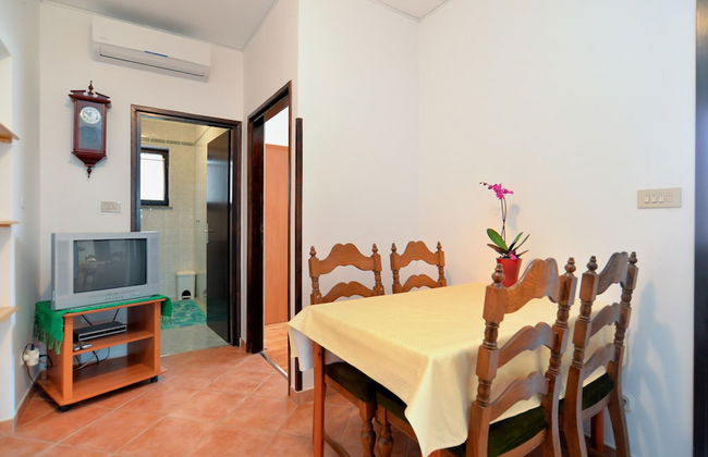 Apartment 1803 - Photo 14