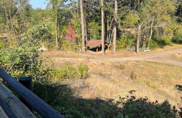 Deluxe Chalet Retreat near U of O Eugene OR Large groups welcome sleeps 16 Pet stay Free - Foto 6