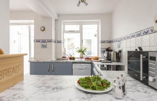 Jurassic Cottage - Photo 7