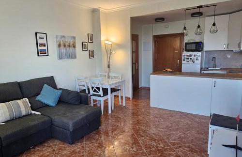 La Roca-Mediterráneo Views, 8th Floor-New Kitchen- POOL- Parking-Air Conditioning, Ceiling Fans & Free WIFI - Foto 7
