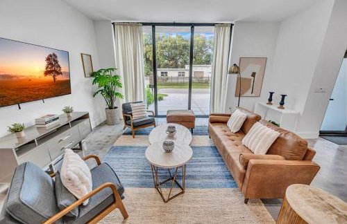 Stunning Tropical Pool House North Miami - Foto 8