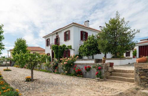 Casa do Vale - Retreat in the Douro Vineyards - Photo 13