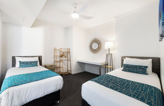 Ocean Pacific Broadbeach - Photo 12