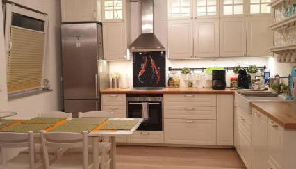 Bright by Trade Fair ICM 15 min direct to City Center 2-BedRoom full 2-BathRoom, free Parking, Balcony, Family and Business friendly - Foto 3, stove, dishwasher