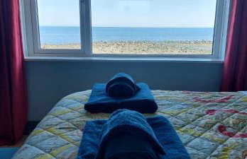 The Beach House - Photo 9