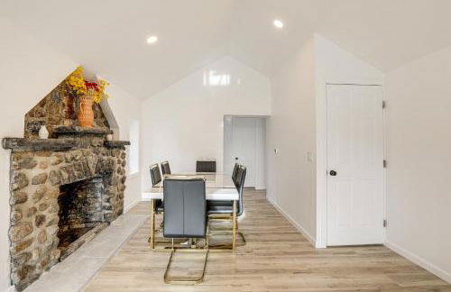 Home with Lake Views and Deck in New Jersey Highlands! - Foto 6