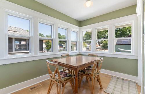 Urban Lakeside Retreat - Foto 12