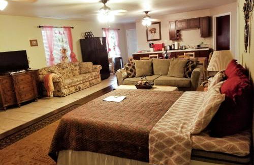 Charming Downstairs Unit - Foto 1