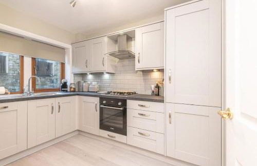 3 bedroom town house in the heart of Haworth - Foto 12