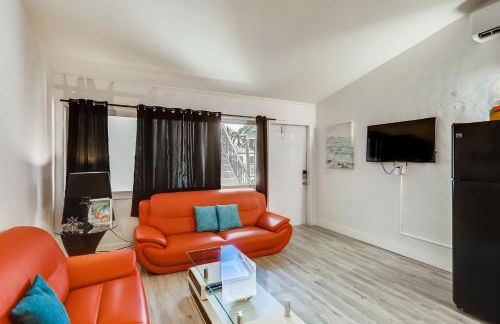Coral Sands 1br/1ba Close 2 Beach! - Photo 2