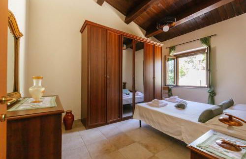 Calàmi - Villa Romeo - Private Apartments with Pool, Seaview & Olive Grove - Foto 52