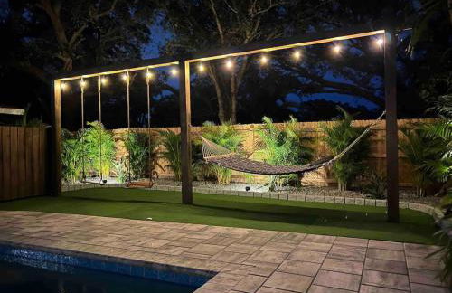 The Wisteria Oasis With heated pool and hot tub - Foto 40