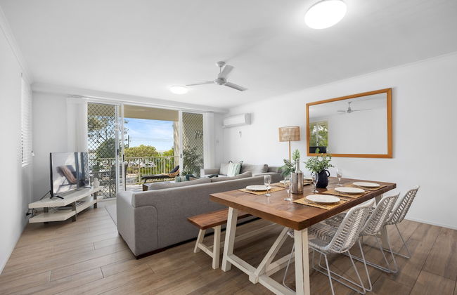 Noosa Outrigger Beach Resort - Photo 24