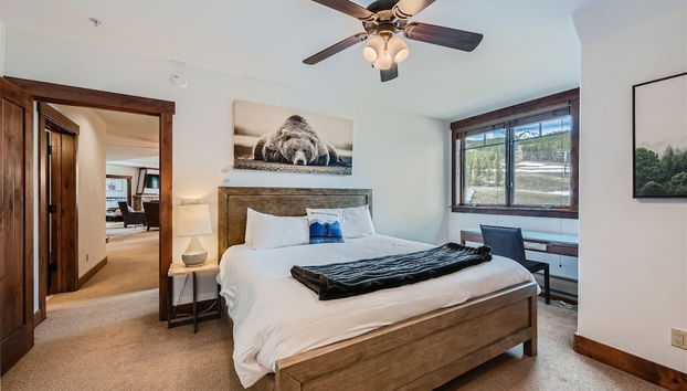 Best Mtn View-ski In Ski Out & Gondola to Downtown - Foto 2, Habitación