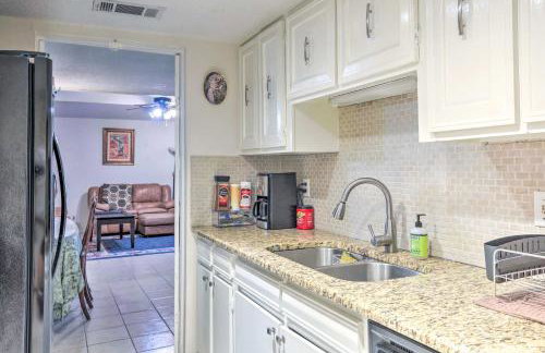 Family-Friendly Dallas Townhouse with Private Patio! - Foto 8