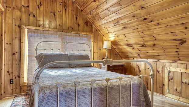 Secluded Hideaway 2 Bedroom Cabin by RedAwning - Foto 5, Habitación