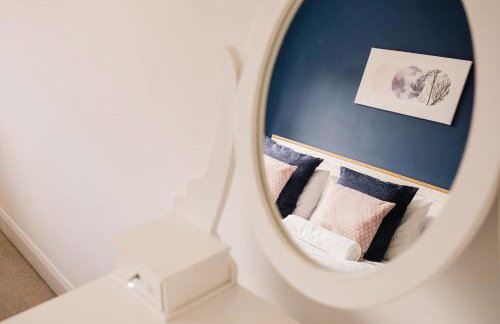 Beautiful 3 Bedroom Home Near Worcester - Photo 8