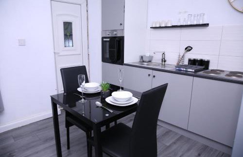 The Lodge Oldham - Photo 11