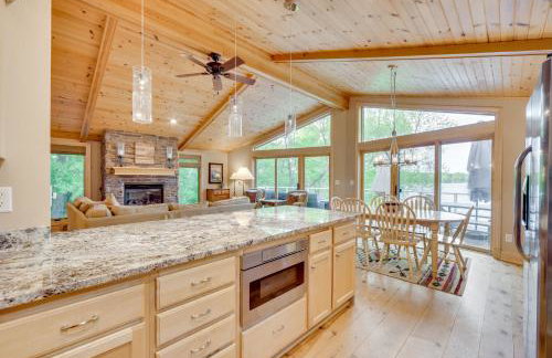 Wisconsin Vacation Rental with Fire Pit on Long Lake - Foto 11