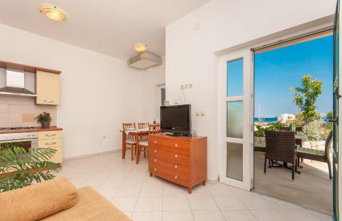 Apartments Ruzmarin - Photo 7