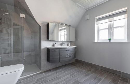 Weekly & Monthly Rates! Stunning Home By Stansted Airport - Foto 40