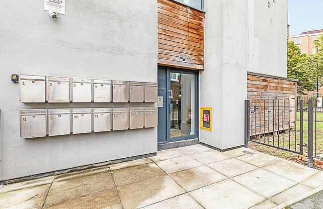 Penthouse Apartment In Brentford - Foto 25