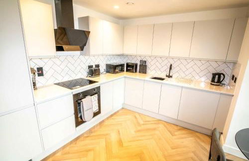 Modern and Sleek 2 Bed Flat in Central Manchester - Foto 14