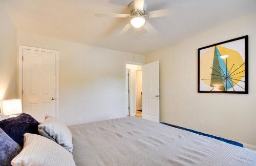 2 Mi to Downtown Greensboro Home By Park! - Photo 11