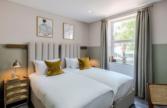 Your Apartment Shepherd's Bush - Photo 32