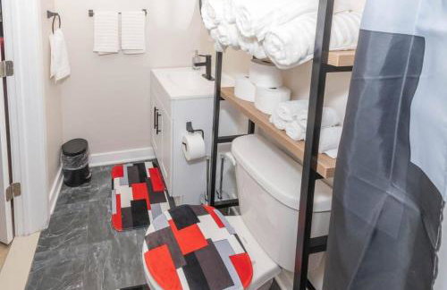 Central Albany Apartment with WiFi Walk to Capitol and Empire Plaza - Foto 10