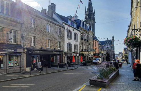 5 Bedroom Beautiful Home In Taulé - Foto 24