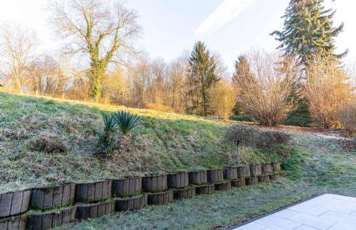 Spacious apartment with garden - Foto 33