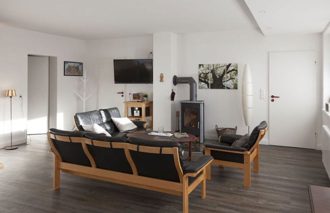 Loft Classiccar Modern Retreat - Photo 11