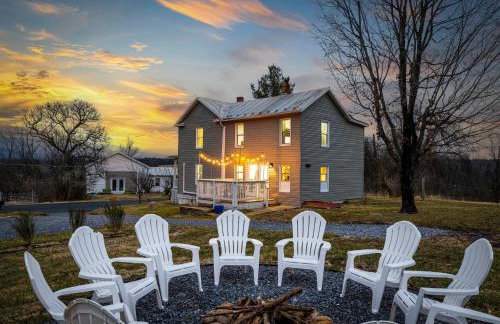 The Orchard, a family friendly home- hot tub, fire pit, yard games - Foto 32