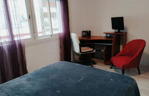 Apartamento 2º centrico con Parking en Calella,Barcelona - Photo 25