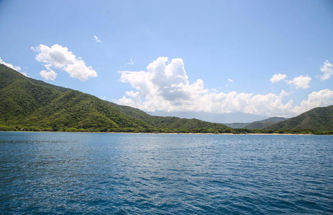 Sailing in Concha Bay - Photo 8