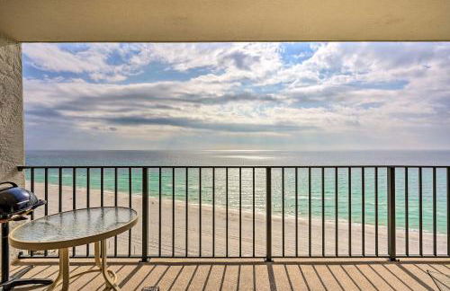 Idyllic PCB Condo with Pool Access and Ocean Views! - Foto 21
