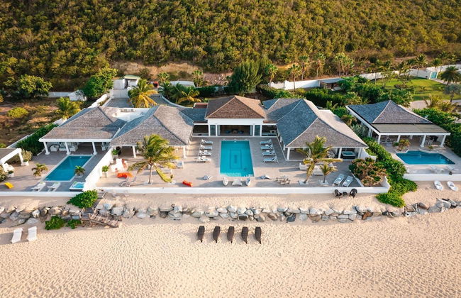 La Perla Estate - 7 BR Luxury Beachfront Villa With Utmost Privacy - Foto 1