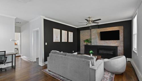 20 min to NYC, Newly Renovated, Private Driveway - Foto 1