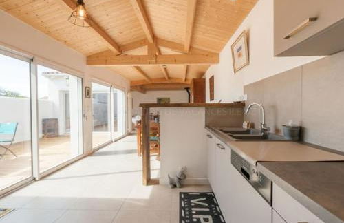 Maison spacieuse à Le Bois-Plage-en-Ré avec terrasse et stationnement - FR-1-835-5 - Foto 8