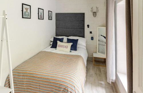 Zipworld Waterfalls Eryri Dogs Welcome 3 Bed sleeps 5 - Foto 7