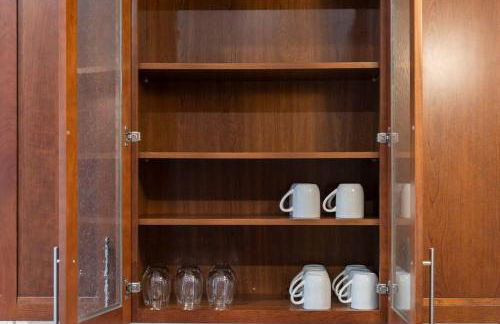 Large historical home w/ fire pit, chef kitchen. - Foto 36