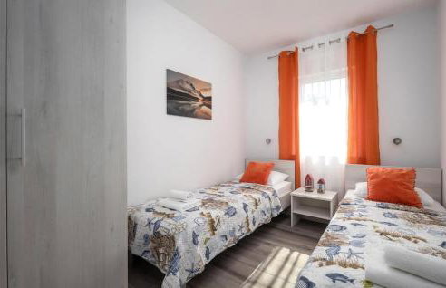 3 Bedroom Nice Home In Kapovci - Foto 30