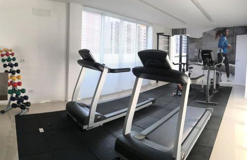 709- Apartamento Decorado Encantador, mobiliado, amplo, cozinha completa, Excelente localização no Rebouças - Foto 36