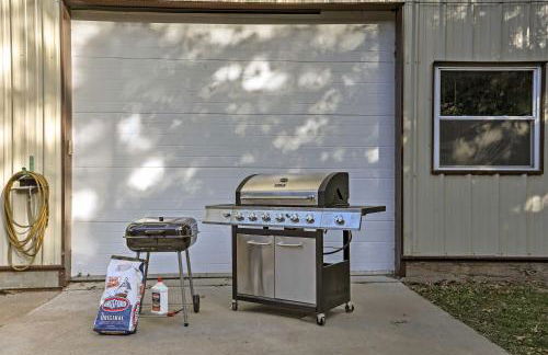 Spacious Kansas Retreat On-Site Disc Golf! - Foto 35