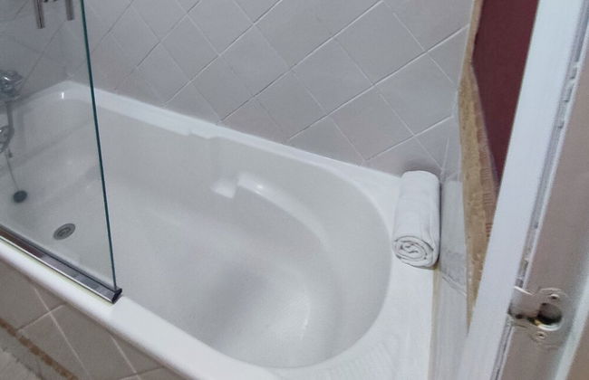 Playamar in Cadiz With 3 Bedrooms and 1 Bathrooms - Foto 6